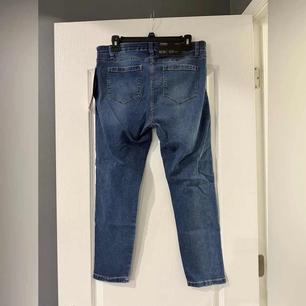 Jones New York Tori Seamless Capri Distressed Denim Blue Jeans Size‎ US 10 NEW - Picture 3 of 9